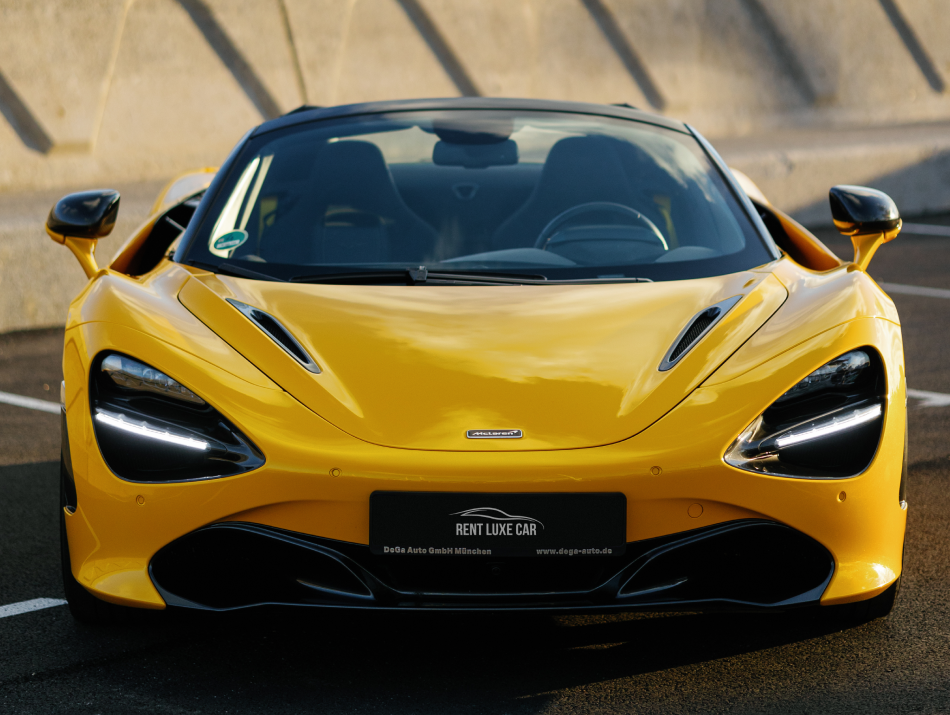 MCLAREN 720S